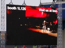 10MM Big LED Backdrop Screen Rental Projects Exterior Colorful Digital For Hire