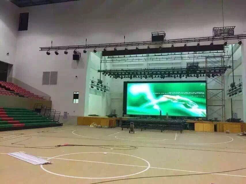P7.62 Indoor Advertising LED Display Billboard High Brightness 488mm X 244mm Module