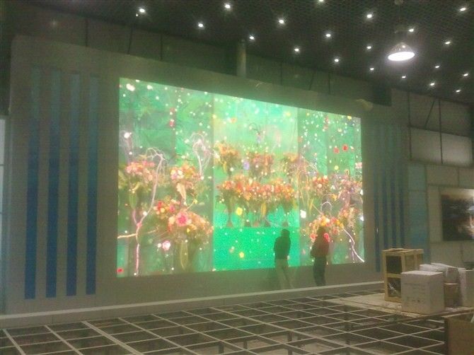 Aluminum Frame Magnetic Indoor LED Advertising Screen With 3MM Pixel Pitch
